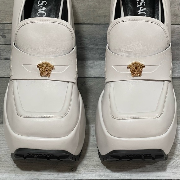 VERSACE Leather Platform Wedge Heels with Signature Medusa Logo - White - Sz- 10 - Picture 5 of 14
